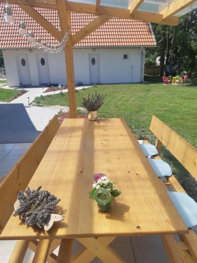 Mirella Rooms Palić Eksteriør billede